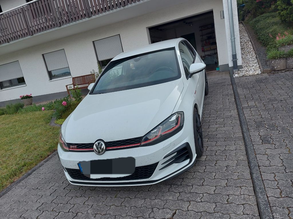 Image of Volkswagen Golf
