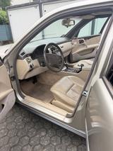 Mercedes-Benz E 320 ELEGANCE Elegance - Mercedes-Benz E 320: Elegance