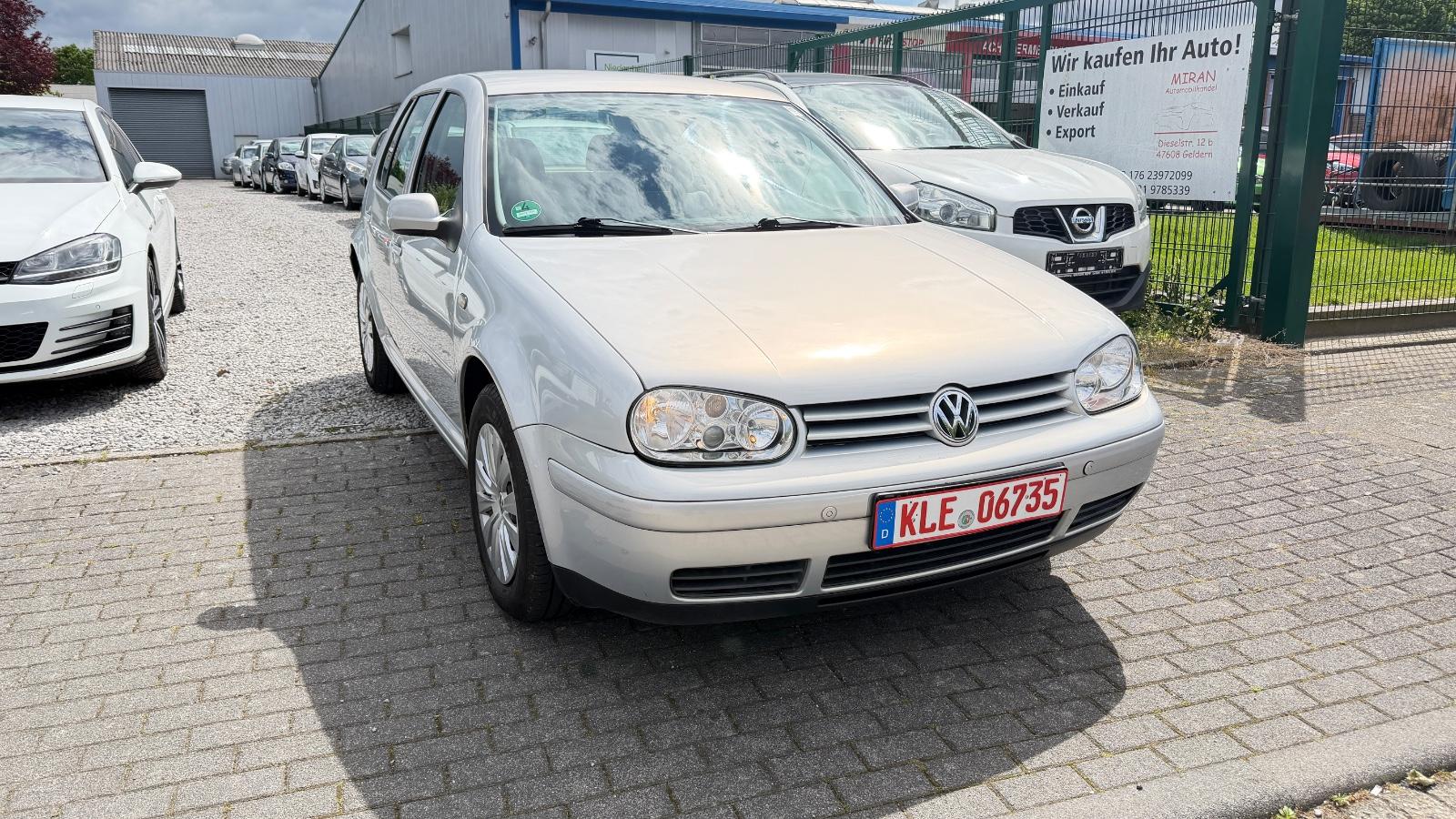 Volkswagen Golf 1.6 Highline