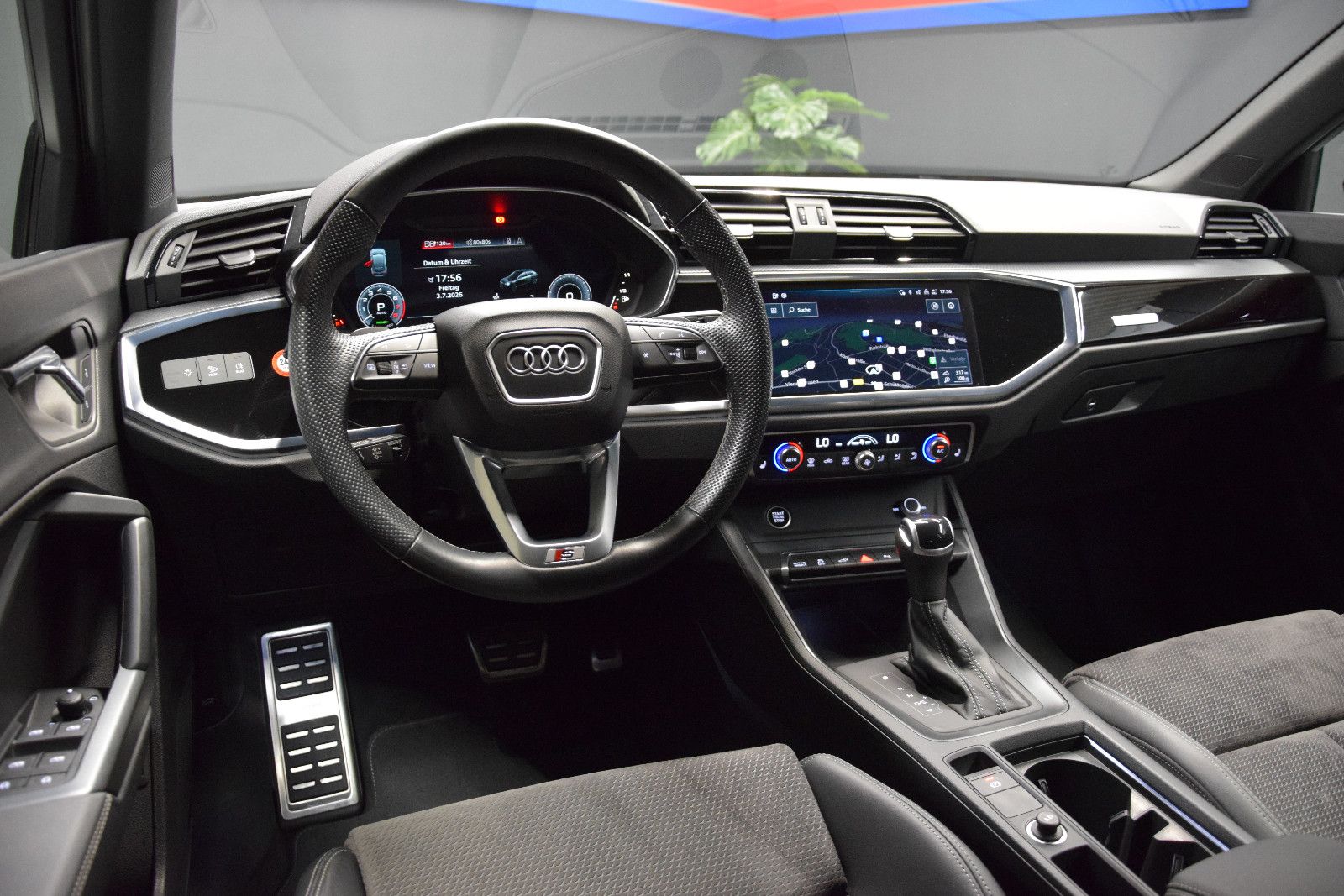 Fahrzeugabbildung Audi Q3 Sportback 45 TFSI e S line ACC Ambiente el.Hk