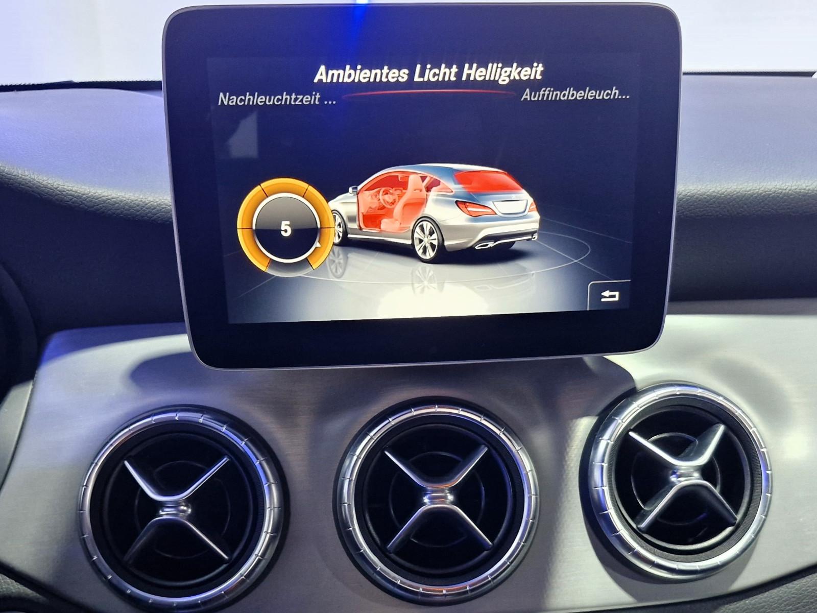 Mercedes-Benz CLA 180 SHOOTING BRAKE  AMG  LED/LEDER/18ZOLL/
