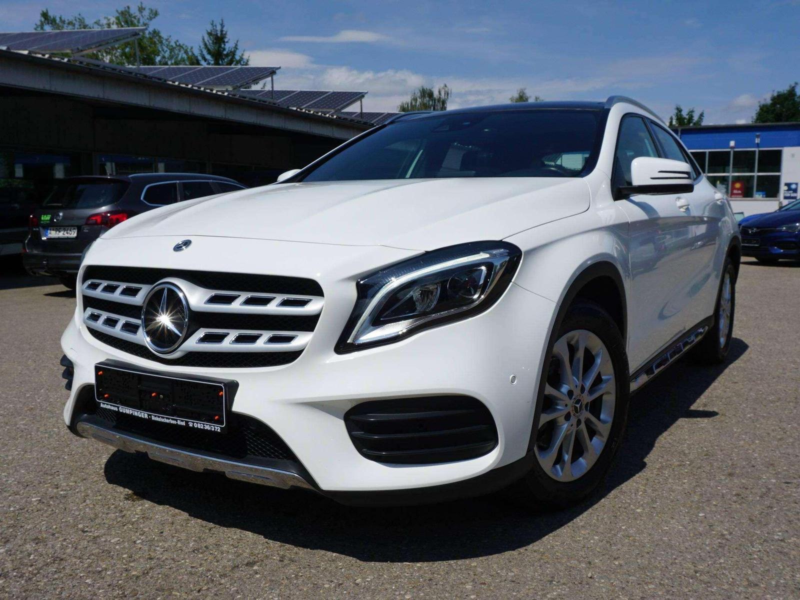 Mercedes-Benz GLA 200 GLA 200    Panoramadach    Sitzheizung  