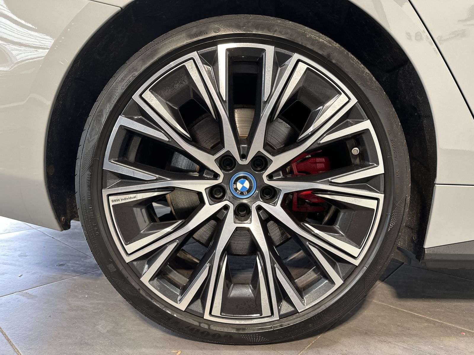 Fahrzeugabbildung BMW i4 M50 Gran Coupé NAV+LASER+360°+ACC+20ZOLL+H&K