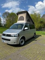 Volkswagen T5.1 Camper - AHK, Aufstelldach & Neuen TÜV - Offers
