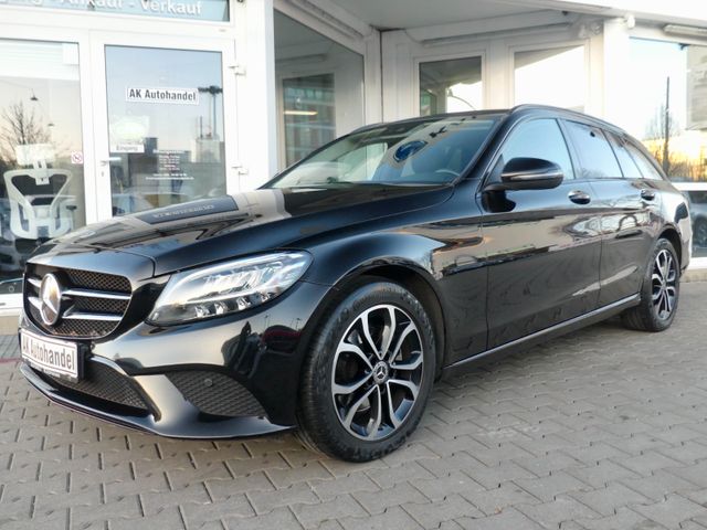 Mercedes-Benz C 200 T d Avantgarde AHK LED CarPlay Klima PDC