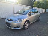 Toyota Auris 2.0 - Toyota Auris in Bremen