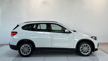 Fahrzeugabbildung BMW X1 sD18i ParkAssist Navi Geschwindigkeitsr Sport
