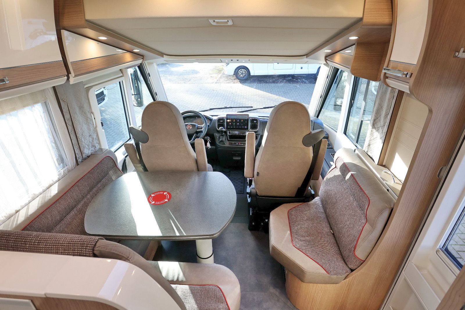 Fahrzeugabbildung Malibu I 490 LE Touring | BACKOFEN | ALDE HEIZUNG | LED