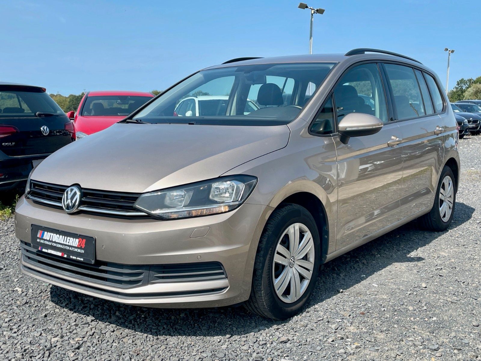 Fahrzeugabbildung Volkswagen Touran 1.2 TSI Trendline 7-SITZER Klima Scheckhe