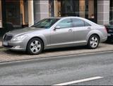 Mercedes-Benz Schönen guten Abend, hier verkaufe ich mei... - Mercedes-Benz S 350 in Krefeld