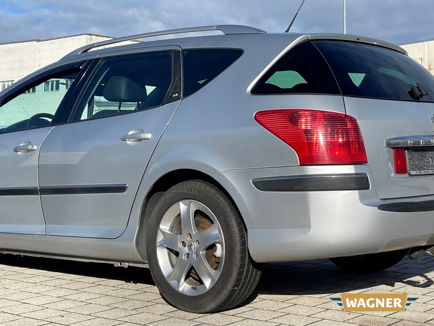 Fahrzeugabbildung Peugeot 407 SW Premium Klimaautomatik Servolenkung