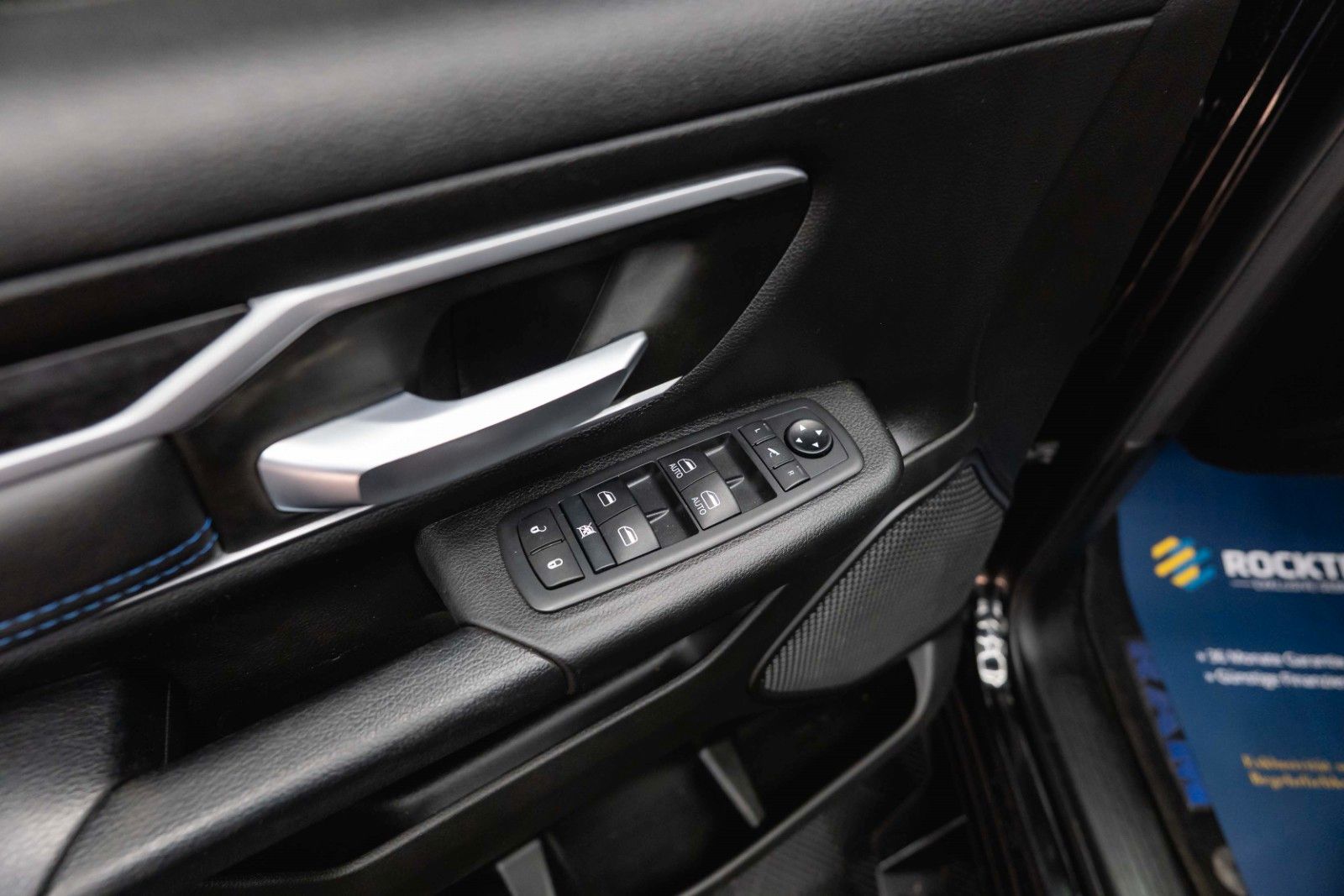 Fahrzeugabbildung Dodge RAM 5.7 V8 HEMI 4x4 OFFROAD Night Unfallfrei LED