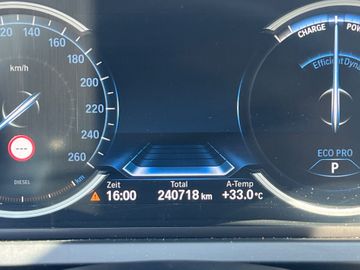 BMW 750 - 11