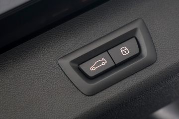 BMW 530i Touring M Sport Komfortsitz PANO ACC HUD