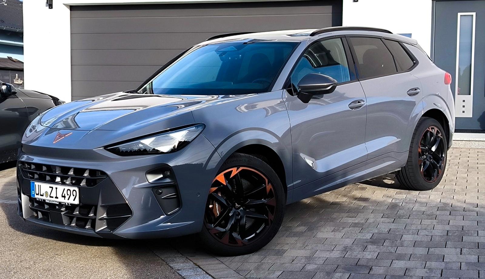 Cupra 2.0 VZ 20" Akebono HuD Pano DriveXL Matrix VOLL!