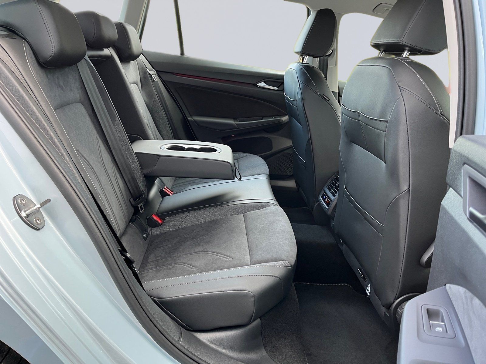 Volkswagen Golf - Bild 8