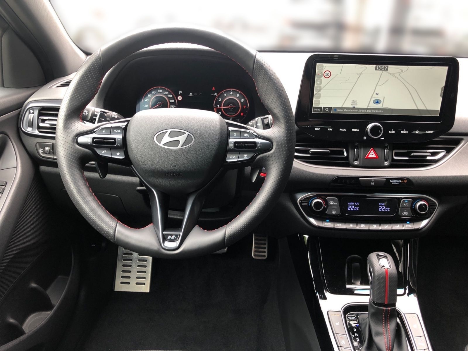 Fahrzeugabbildung Hyundai i30 1.5 T-GDI 7-DCT N Line Mild-Hybrid Navi LED