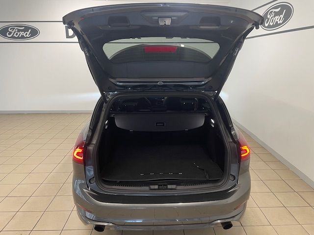 Fahrzeugabbildung Ford Focus Turnier ST X HUD AHKabnehmbar Navi B&O LED