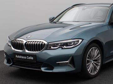 Fahrzeugabbildung BMW 320d Luxury Line Kamera HUD DAB HiFi Komfort LED