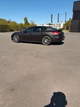 Porsche PANAMERA GTS APPROVED BOSE SPORT 22 ZOLL  - Porsche: Approved