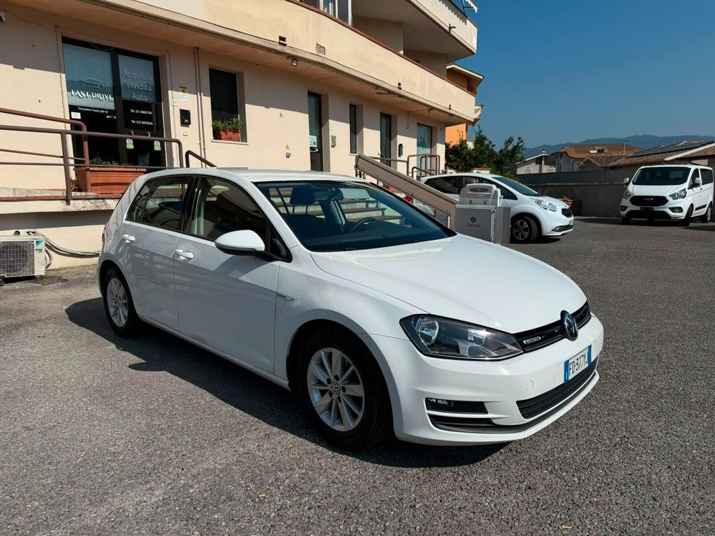 Image of Volkswagen Golf