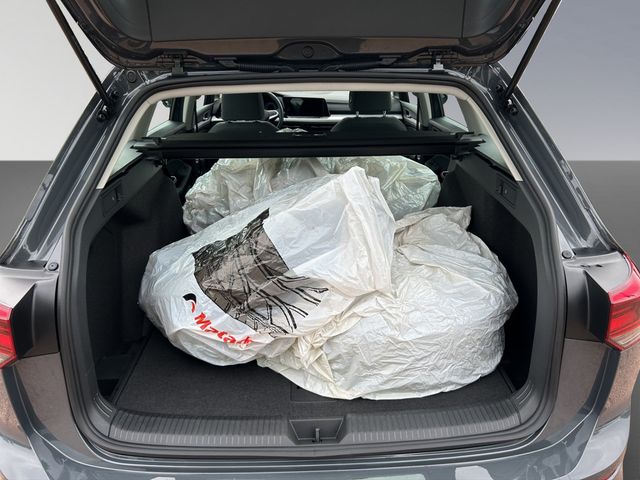 Golf VIII Variant Life