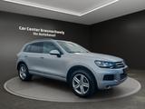 Volkswagen Touareg V6 TDI BMT+Leder+Alu+AHK+ - Volkswagen Touareg aus 2012: TDI
