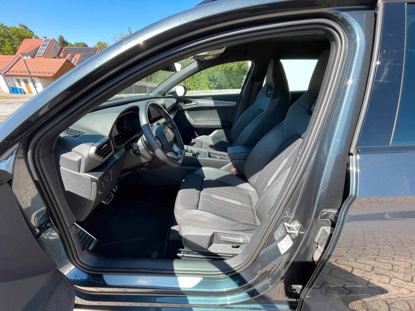 Cupra Leon ST VZ 2.0 TSI DSG ACC AHK BEATS KAM FULL LI, миниатюра 12