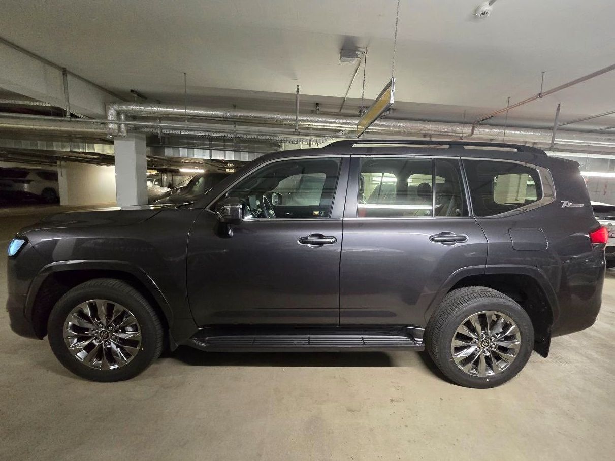 Toyota LC300 PREMIUM+VOLL+EUreg+NEU+BERLIN+100Stk+STOCK imagem 3