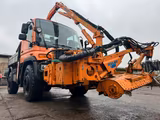Mercedes-Benz Unimog U400 + Zubehör - Mercedes-Benz Unim