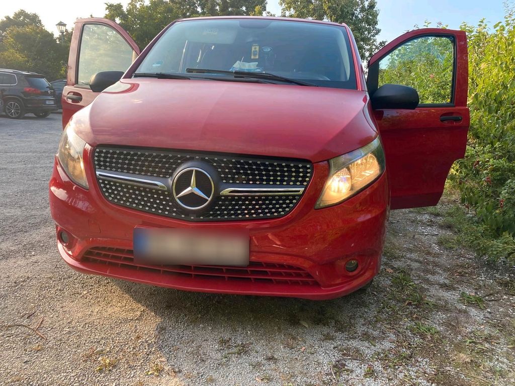 Image of Mercedes-Benz Vito