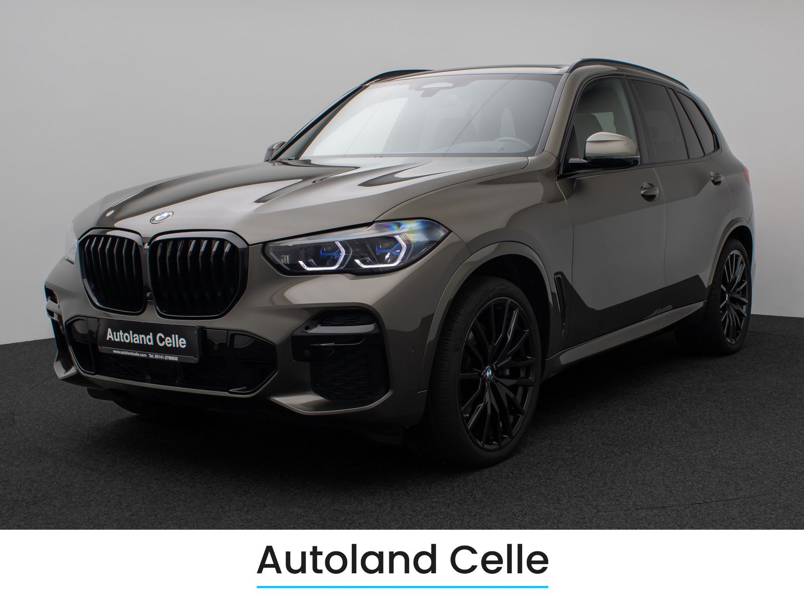 Fahrzeugabbildung BMW X5 xD40d M Sport Panorama Laser 360°HUD DAB H/K