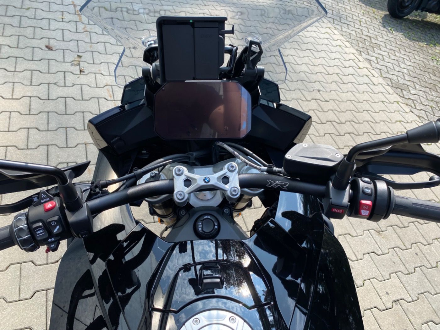 Fahrzeugabbildung BMW S 1000 XR Modell 2024 Touren- und Dynamik Paket