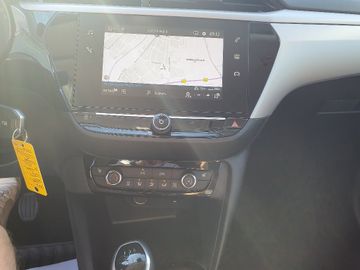 Bild 6 Opel Corsa 1.2 Edition - NAVI,APP,SHG,PDC,AWR