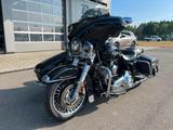 Harley-Davidson Road King 103 mit Gespann - HARLEY-DAVIDSON GESPANN