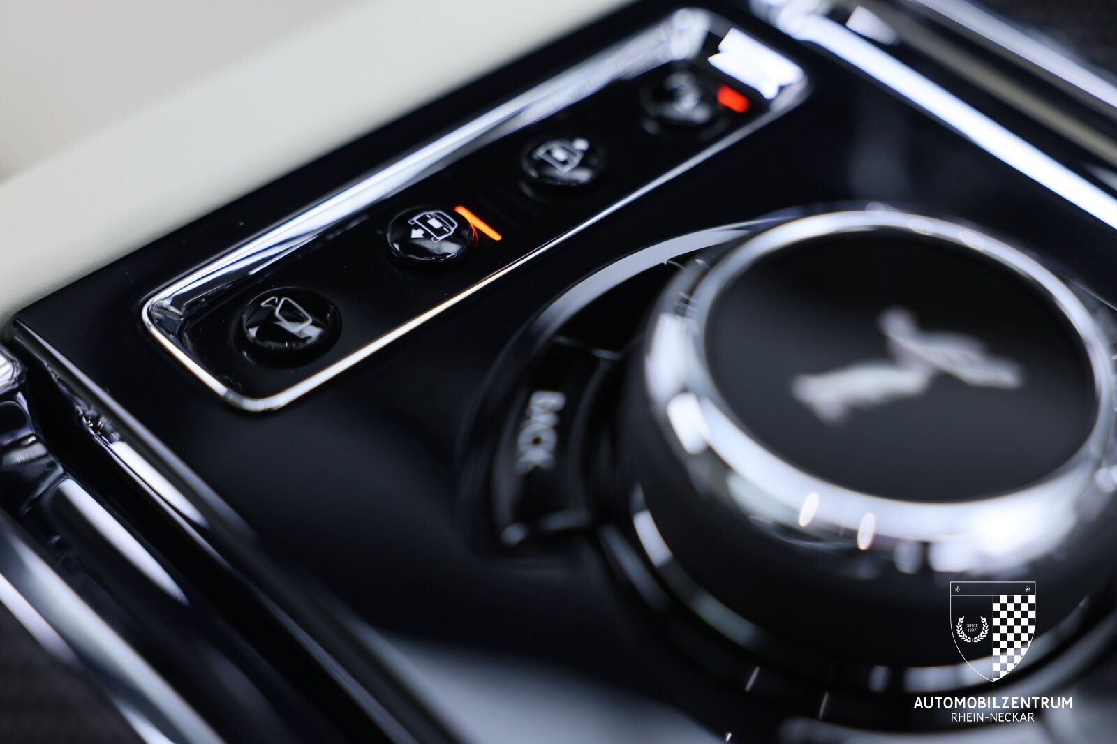 Rolls-Royce Cullinan - Bild 30