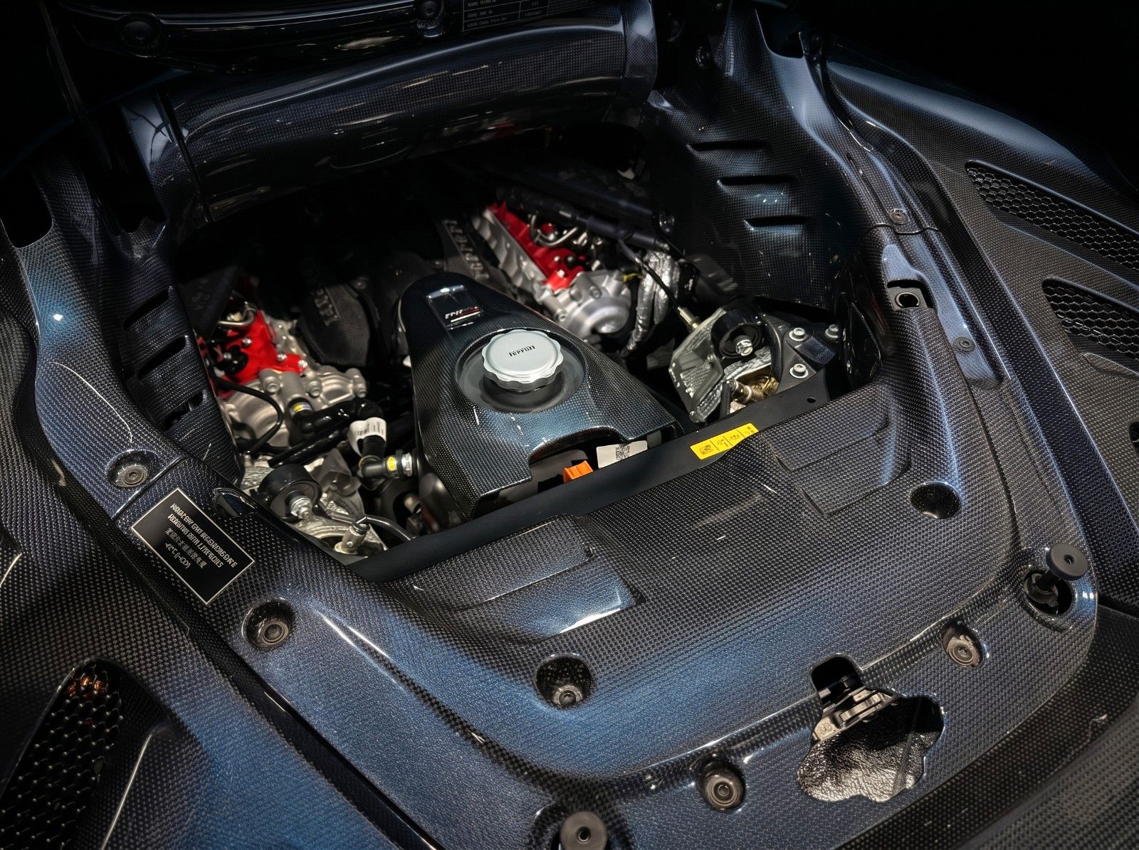 Fahrzeugabbildung Ferrari SF90 XX Spider | Tailor Made | Special Carbon
