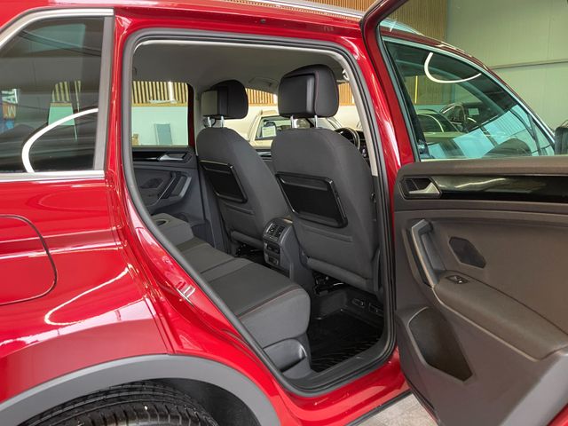 MYAUTOCENTER – Gebraucht- und Jahreswagen mit Werkstattservice in Pfaffenhofen Volkswagen Tiguan Sound BMTStart-Stopp 4Motion *AHK*Klima*