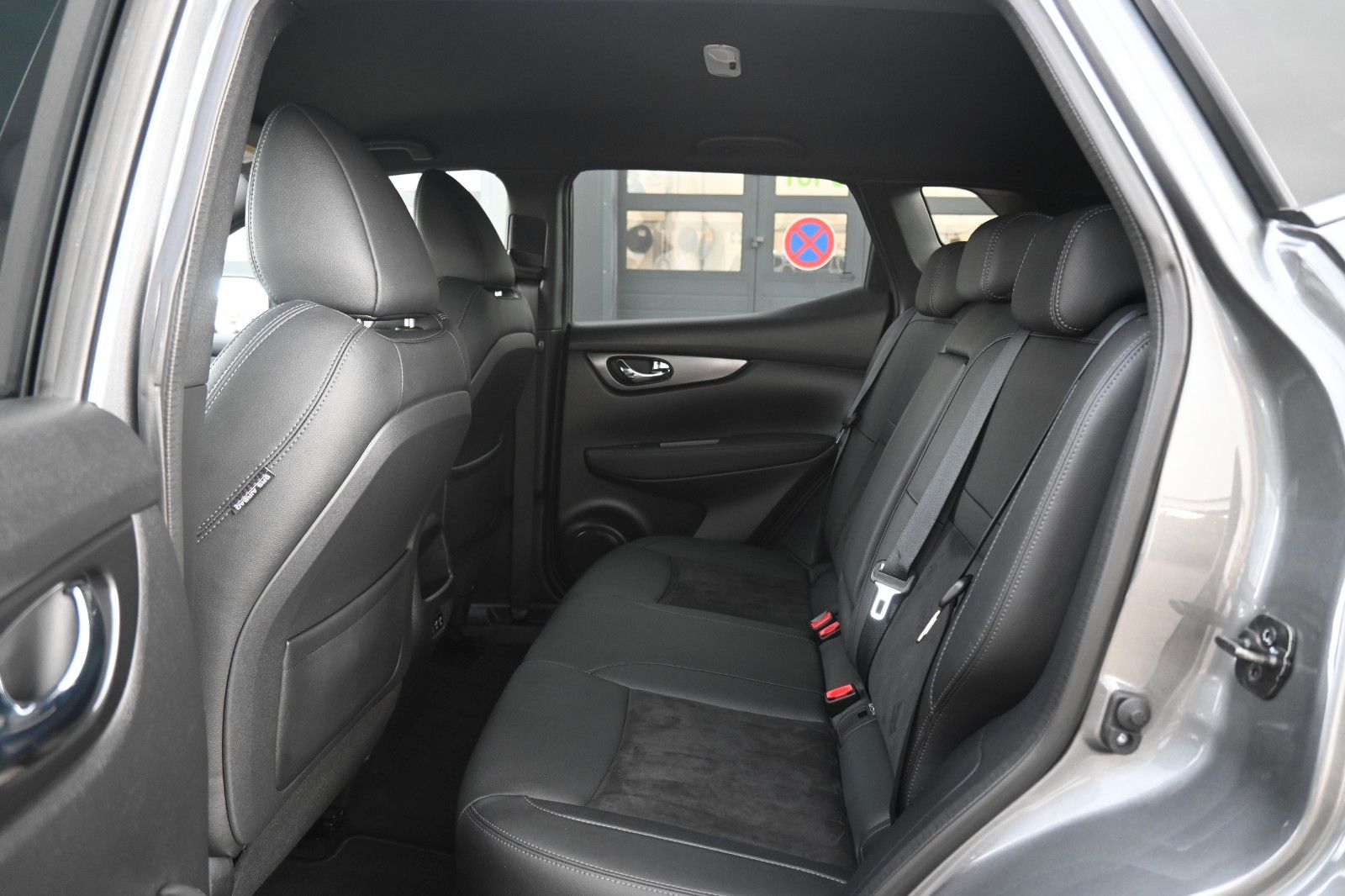 Fahrzeugabbildung Nissan Qashqai 1.3 DIG-T N-Tec*LED*DAB*360