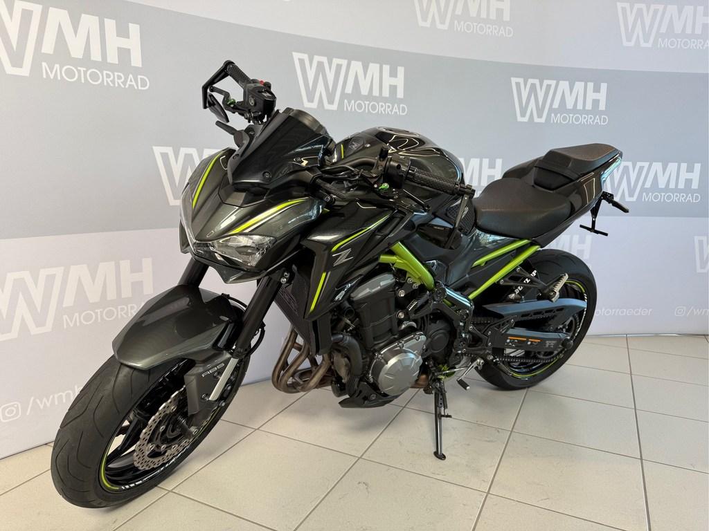 Kawasaki Z900 