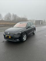 Volkswagen Tiguan 2.0 TDI SCR 176kW DSG 4MOTION Highlin...