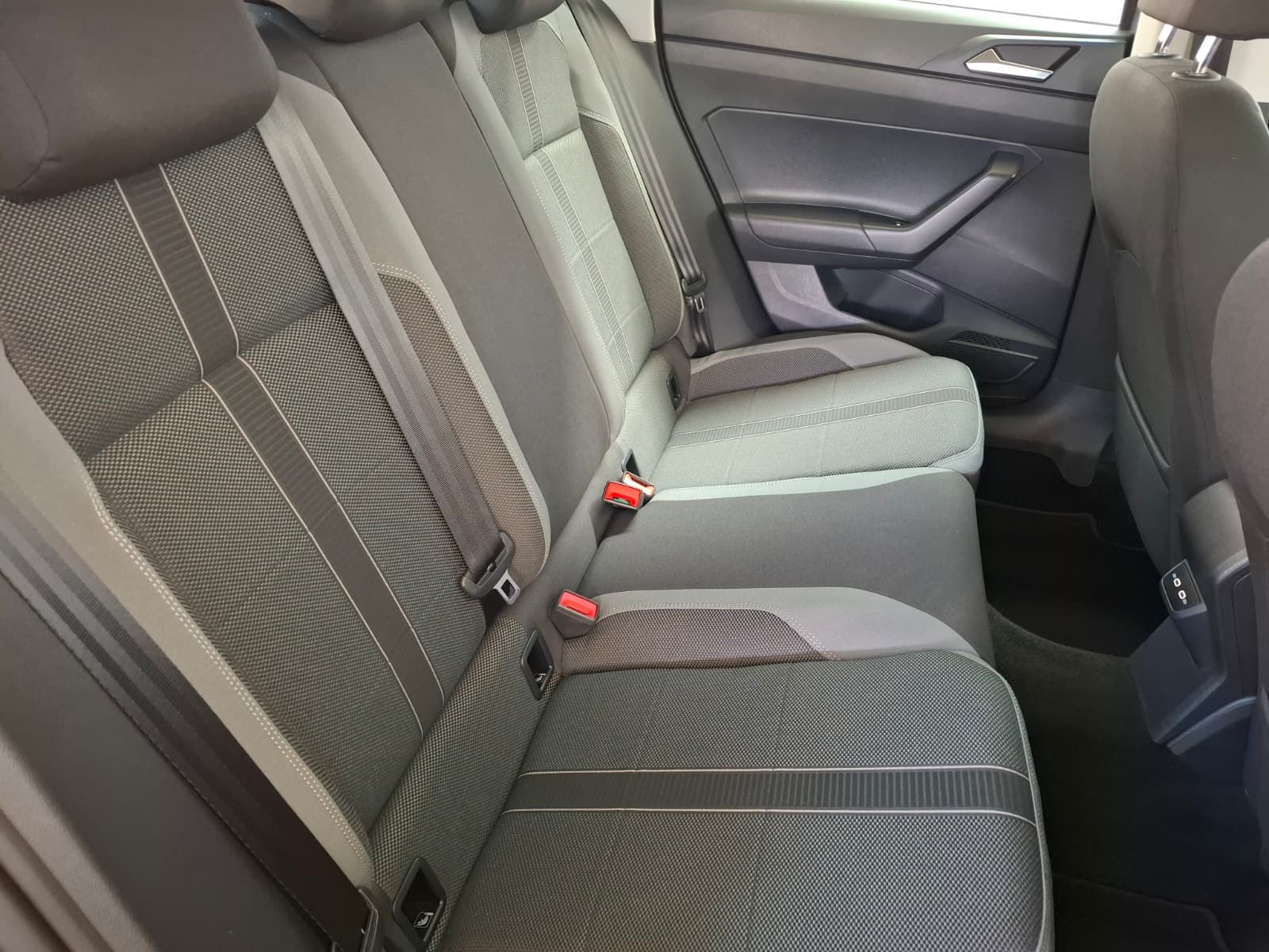Fahrzeugabbildung Volkswagen Polo Style 1.0 TSI DSG +ACC +LED +AHK+AppConnect