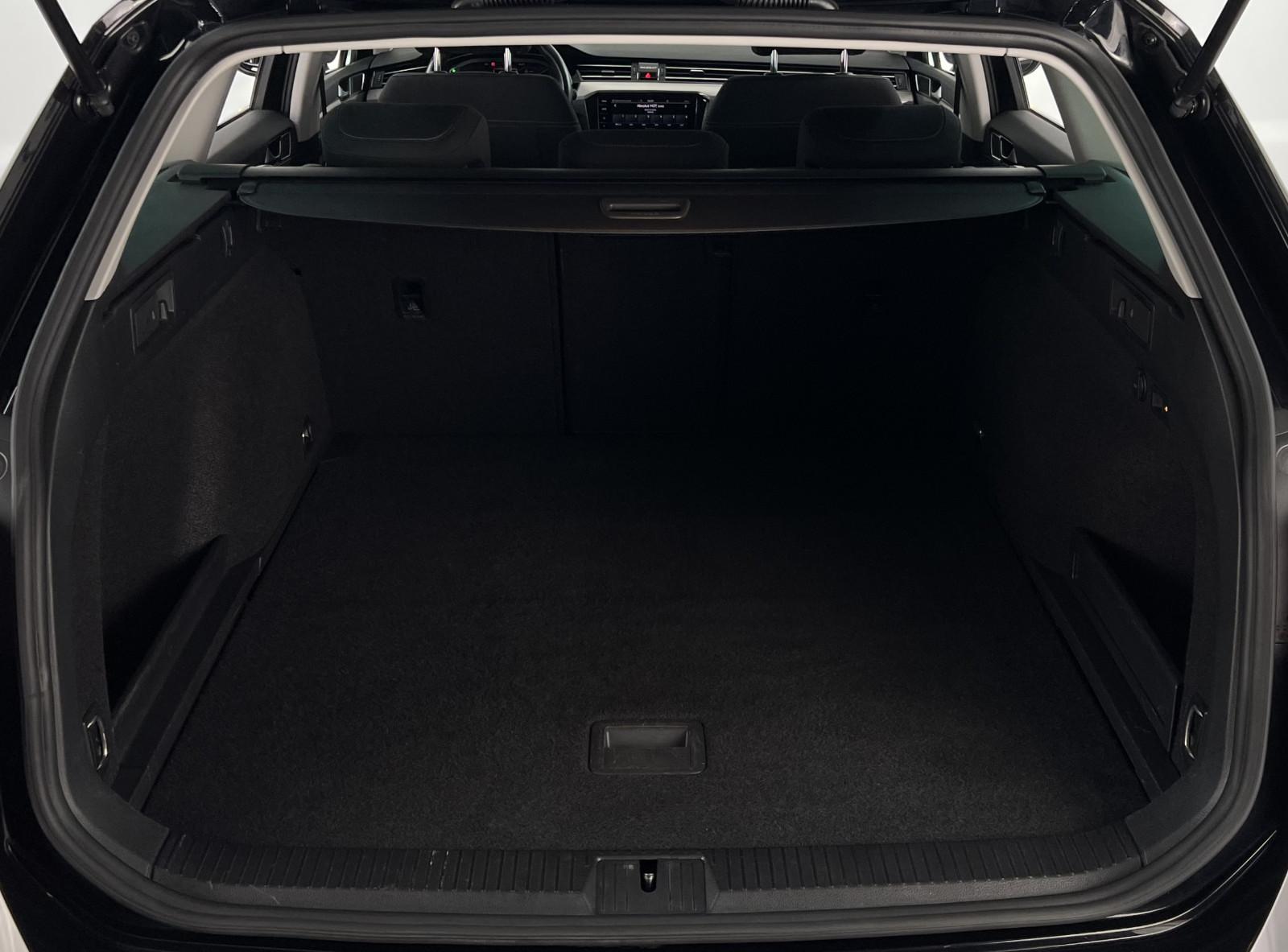 Volkswagen Passat Var. Business 2,0TDI SCR DSG 110kW AHK E6, миниатюра 14