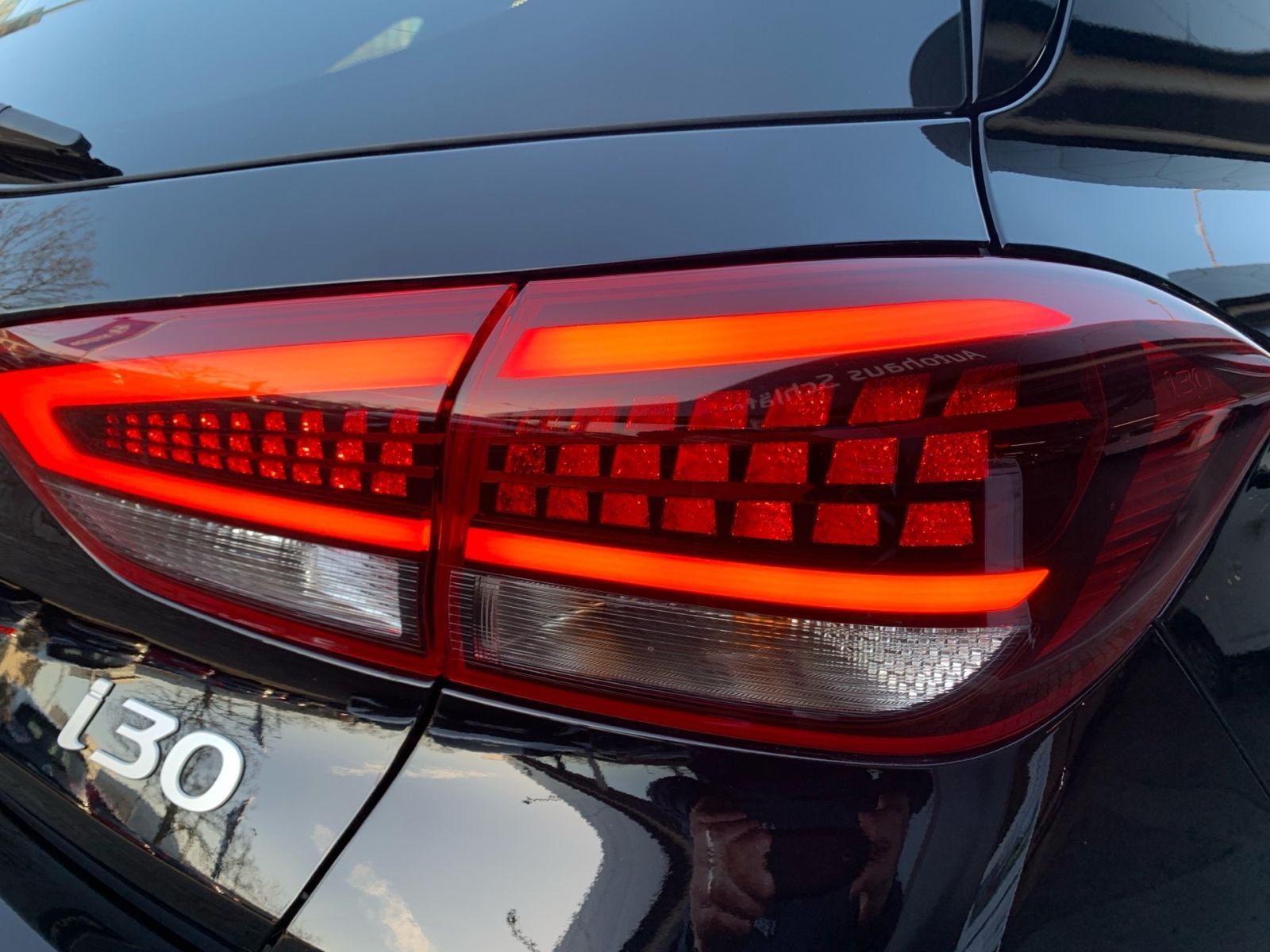 Fahrzeugabbildung Hyundai i30 1.5 T-GDI 7-DCT Advantage Plus Mild-Hybrid