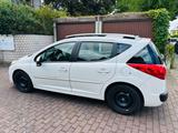 Peugeot 207 SW Family 95 Panorama Kamera Navi  - Peugeot 207 Gebrauchtwagen in Nürnberg