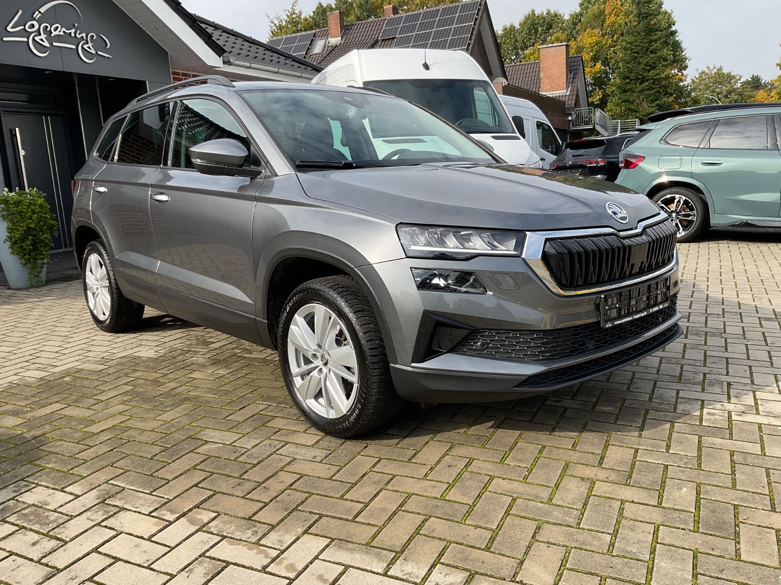 Fahrzeugabbildung SKODA Karoq 1.5l TSI DSG ACC,Kamera,Navi,LED,ACC