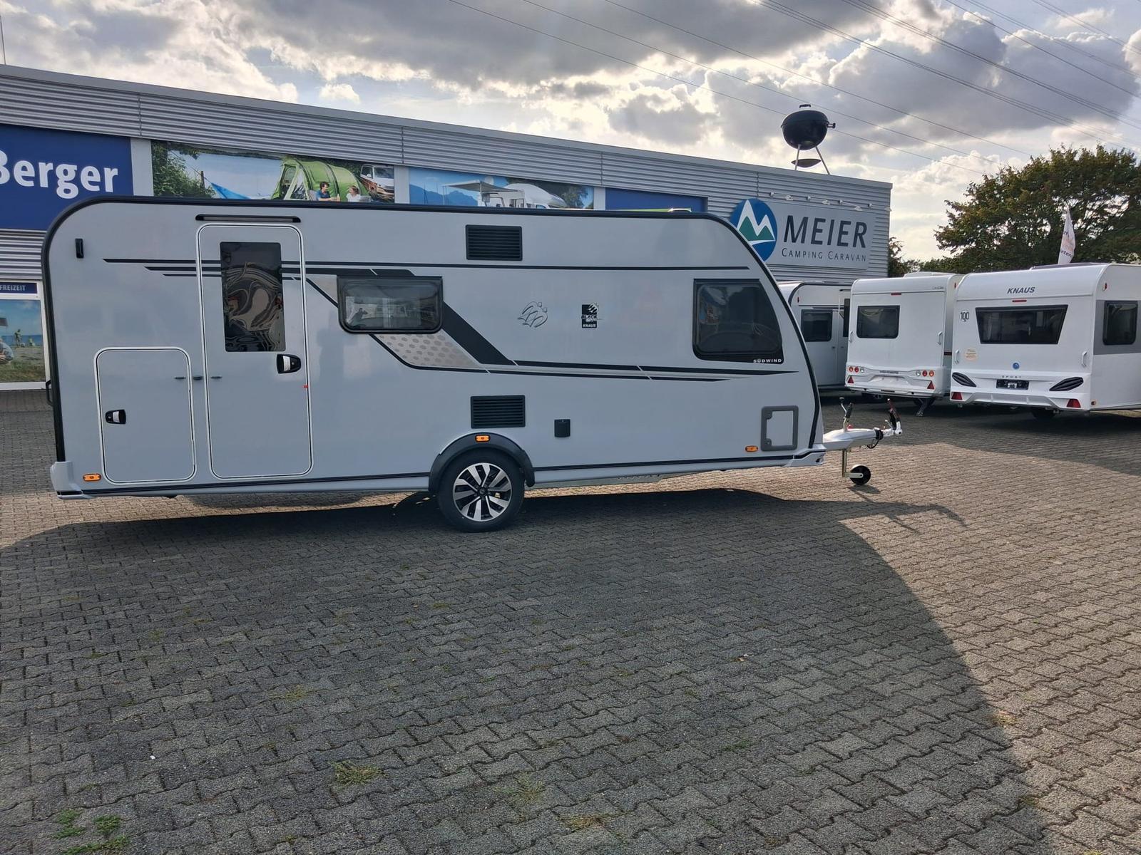 Knaus SÜDWIND 540 FDK BLACK SELECTION 2027