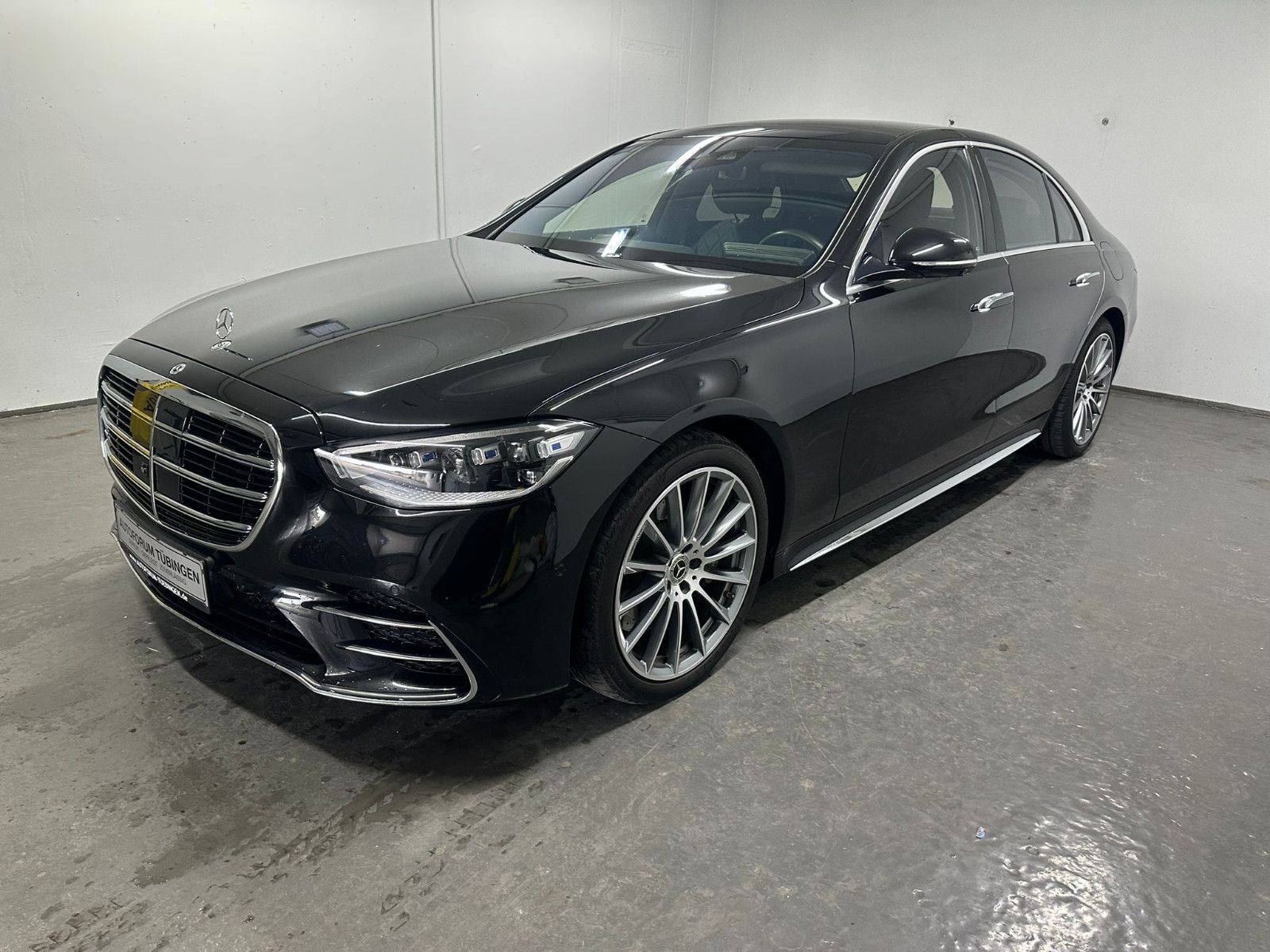 Fahrzeugabbildung Mercedes-Benz S 580 e 4MATIC*AMG-LINE*HEADUP*PANORAMA*