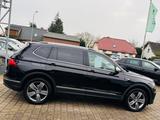 Volkswagen Tiguan Allspace Highline 4Motion *7 SITZE*AHK* - gebrauchte VW Tiguan Allspace aus dem Jahr 2017