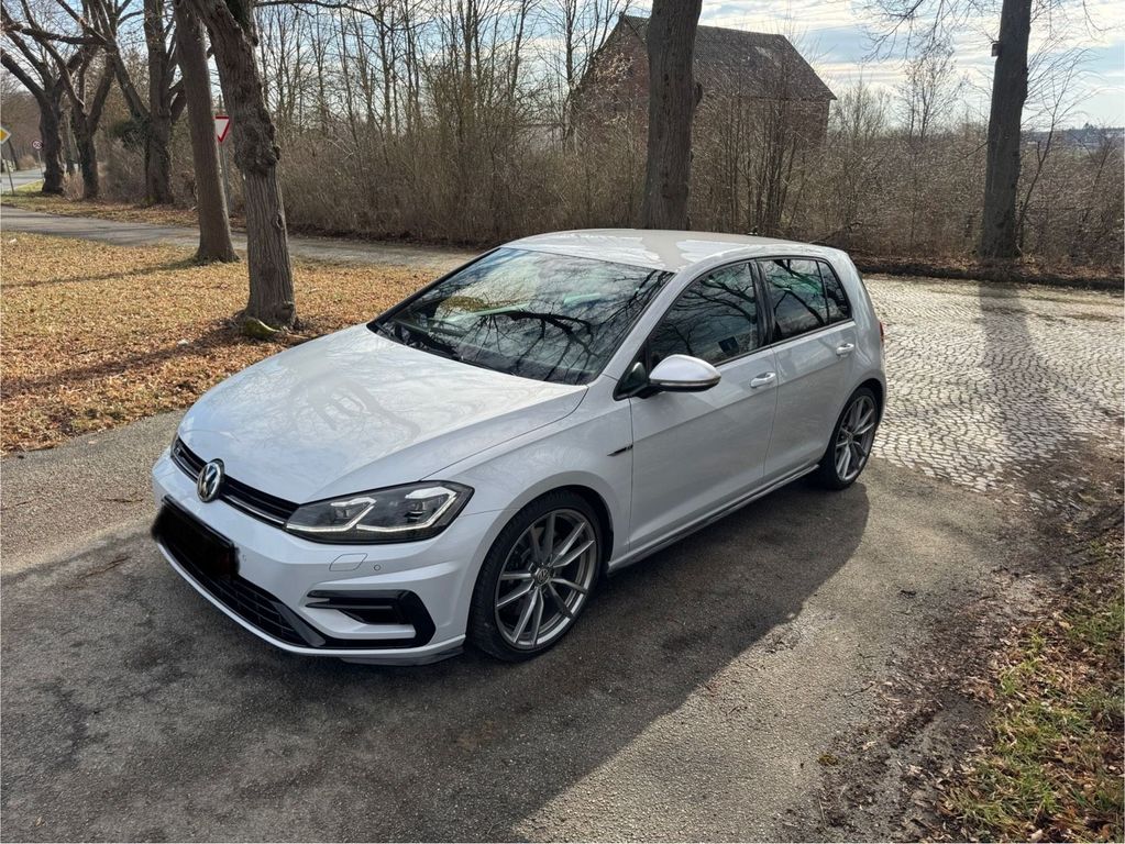 Image of Volkswagen Golf